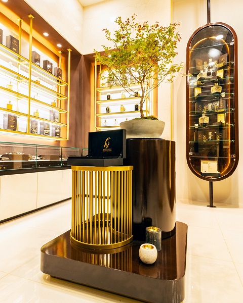 interior design for perfume shop